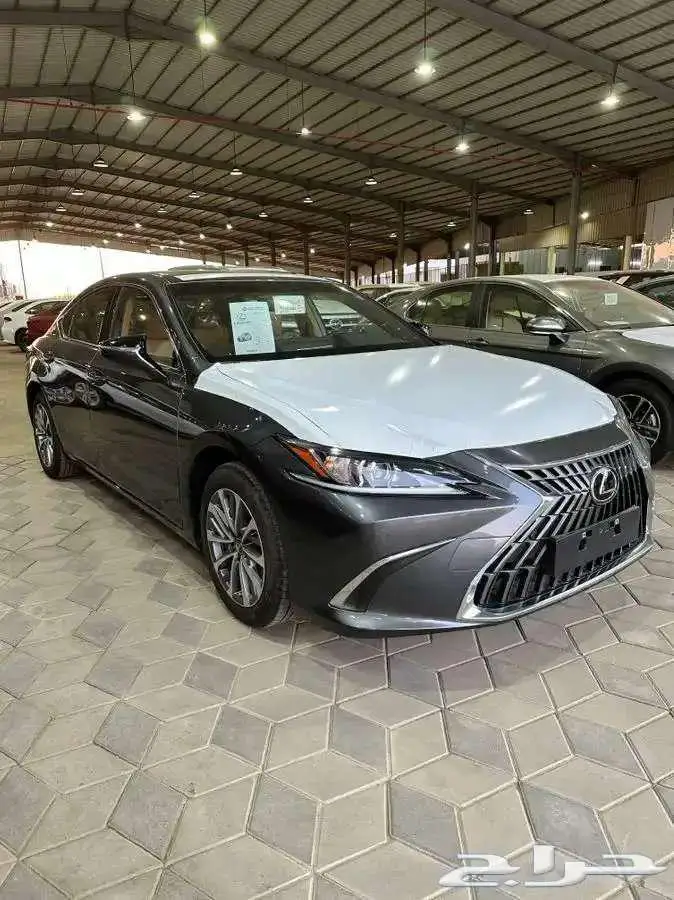لكزس ES 250 AA موديل 2025 5
