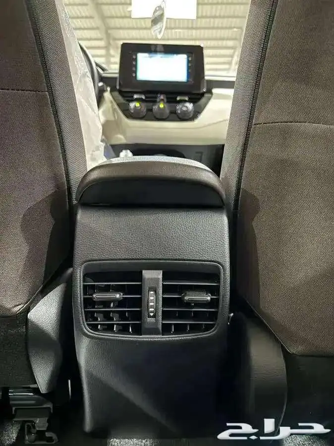 تويوتا- كورولا -جنوط -ماكينة2.0- موديل- 2025- سعودي 11