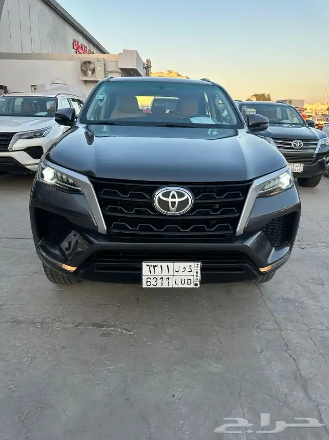 نبيع تويوتا فورشنر 2021 GX2 1