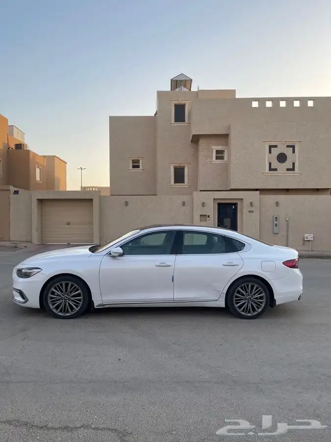 ازيرا 2018 فل كامل لون ابيض 3