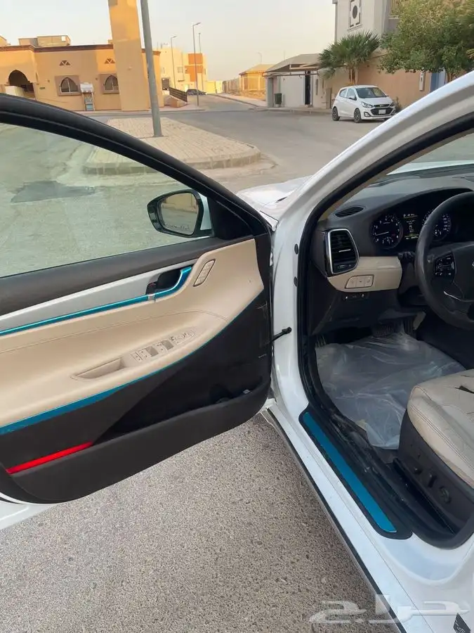 ازيرا 2018 فل كامل لون ابيض 9