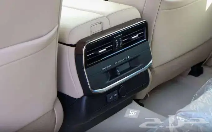 تويوتا لاند كروزر GXRL4 بنزين أبيض لوحات 2025 7