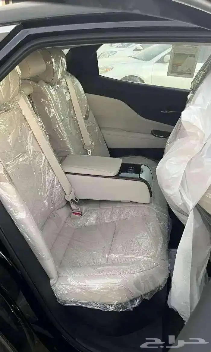 تويوتا كراون بريميوم2025 للتقسيط بدون دفعه اولى عملاء البنوك 5