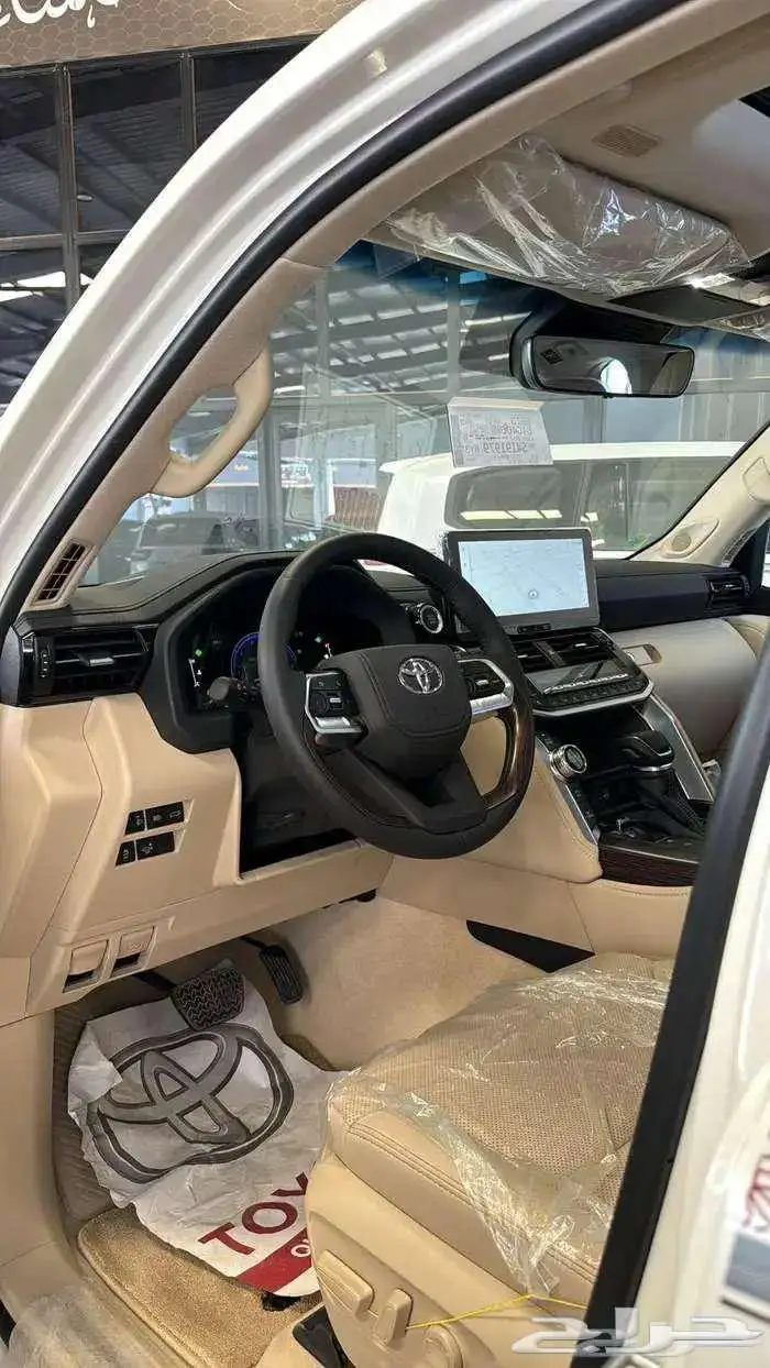 تويوتا لاند كروزر GXR - L 5 رادار الساير 2025 - 338000 2
