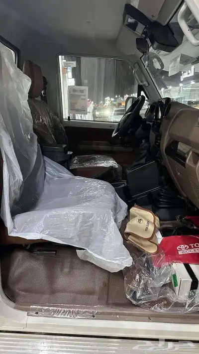 تويوتا شاص رفرف فل كامل ديزل ابيض 2025 index