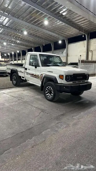 تويوتا شاص رفرف فل كامل ديزل ابيض 2025 index