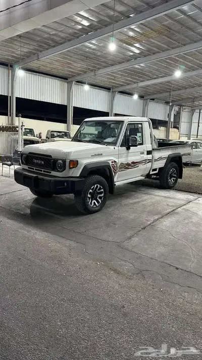 تويوتا شاص رفرف فل كامل ديزل ابيض 2025 index