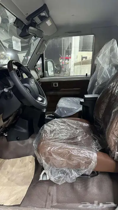 تويوتا شاص رفرف فل كامل ديزل ابيض 2025 index