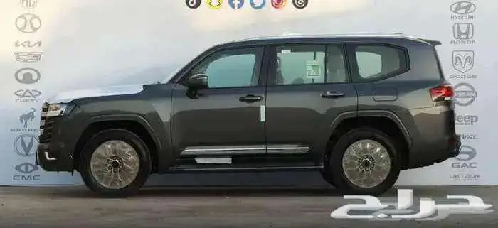 تويوتا لاند كروزرGXRL3 بنزين أقساط وكاش 2025 7