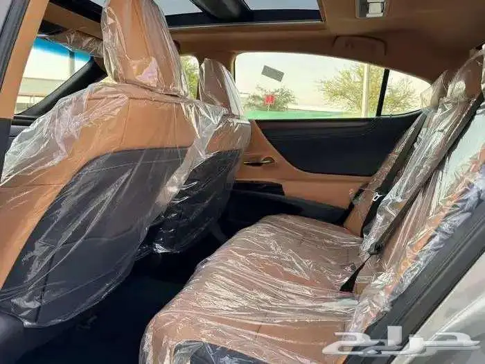لكزس ES350بنزين 6سلندر سعودى بطاقه ابيض 2
