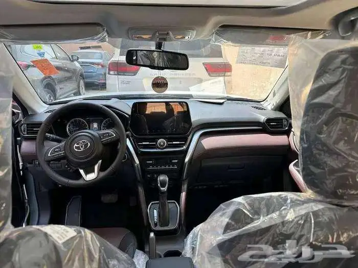 تويوتا اوربان كروزر GLX فل كامل موديل 2026 6