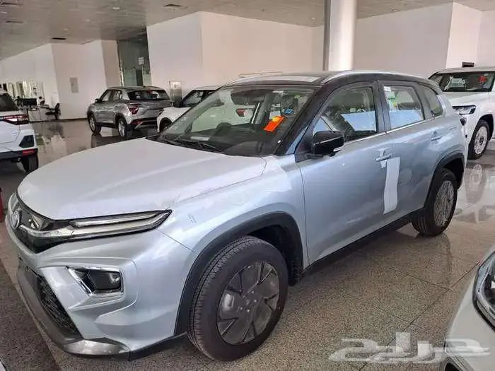 تويوتا اوربان كروزر GLX فل كامل موديل 2026 1