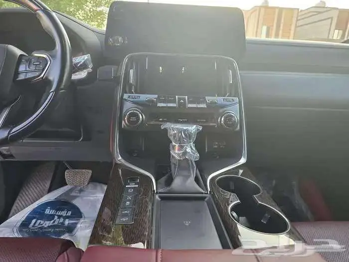 لكزس Lx600 بريمي 6