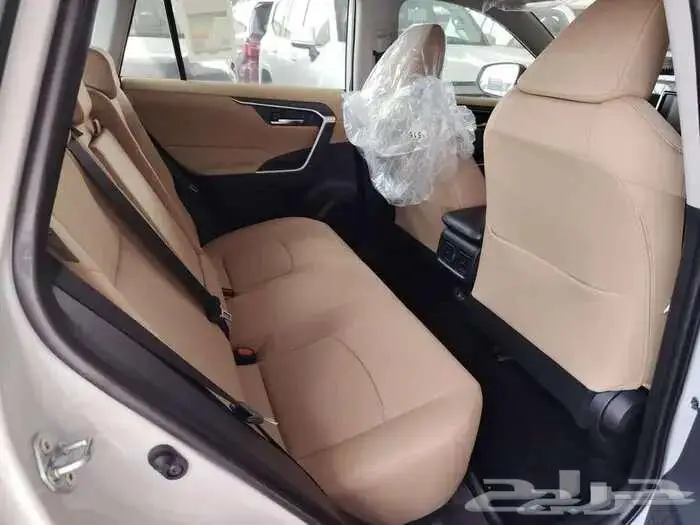 تويوتا رافور LE دبل 2025 6