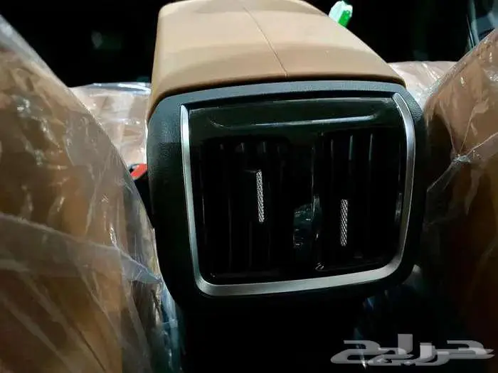 فاو FAW بسترن B70 2025 14