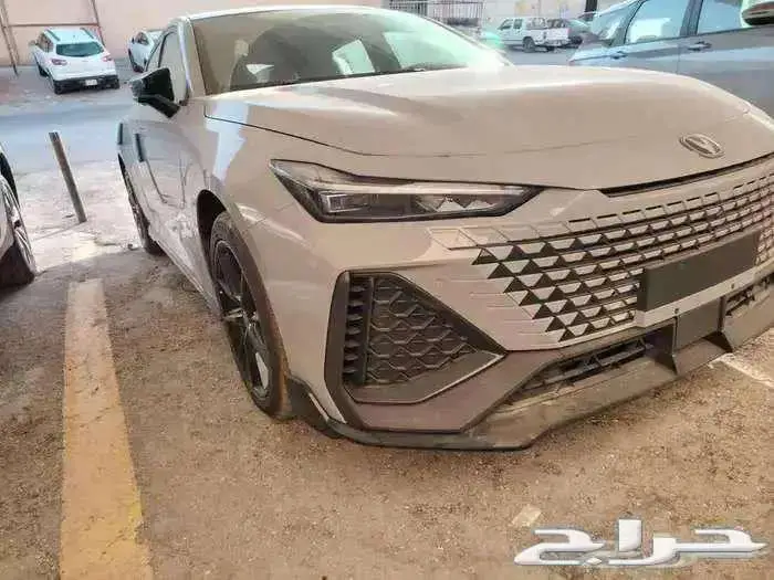 شانجان يوني في سبورت UNI V - 2026 - واقوى العروض 1