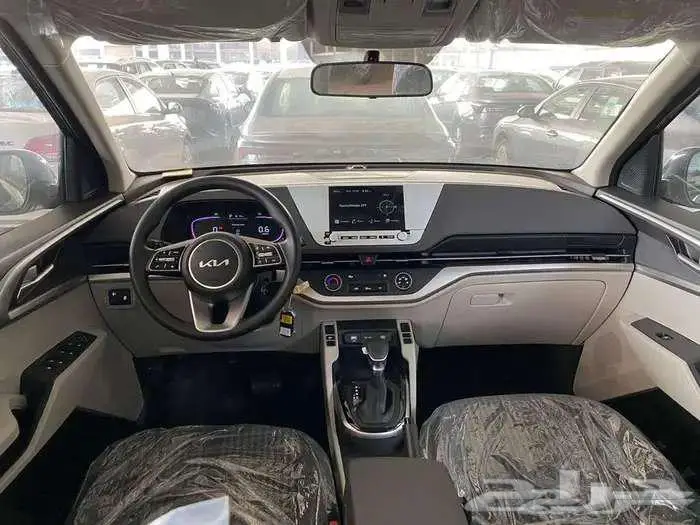كيا كارنز2025استندر مطور شاشه وكميرا كميه محدوده 2