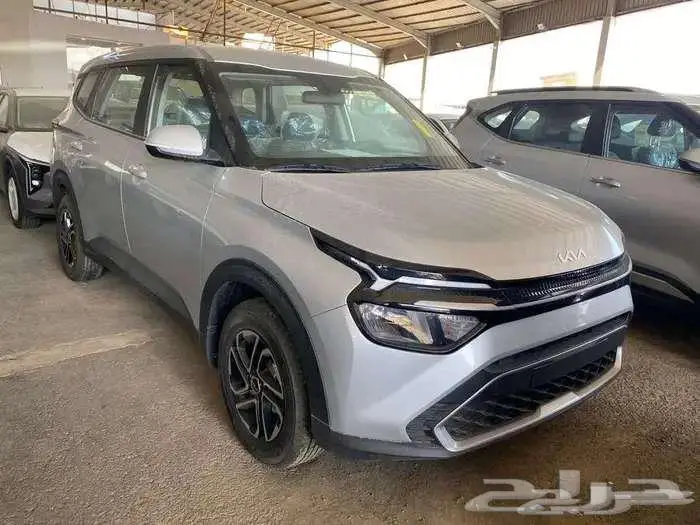 كيا كارنز2025استندر مطور شاشه وكميرا كميه محدوده 0