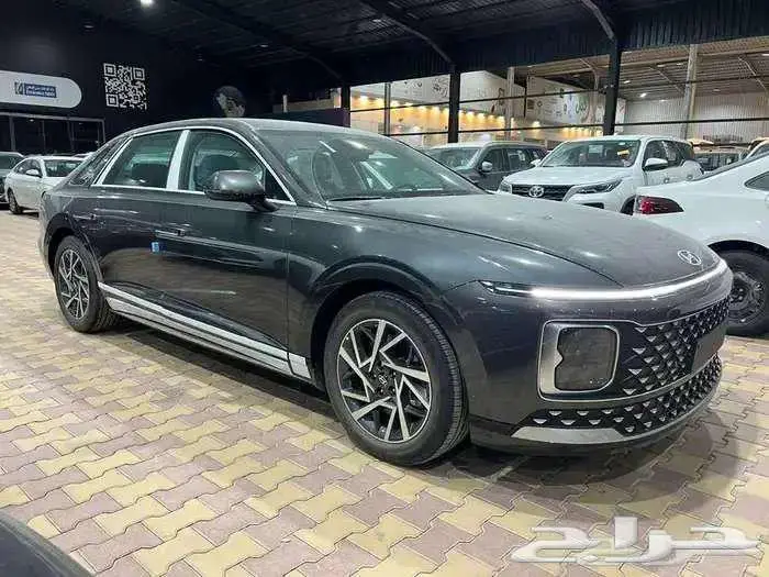 هيونداي - ازيرا - 2026 - ستاندر - خليجي 4