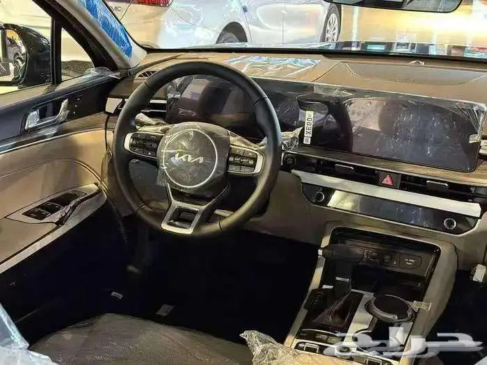 كيا k5 نص فل عروض سفنز للسيارات 5