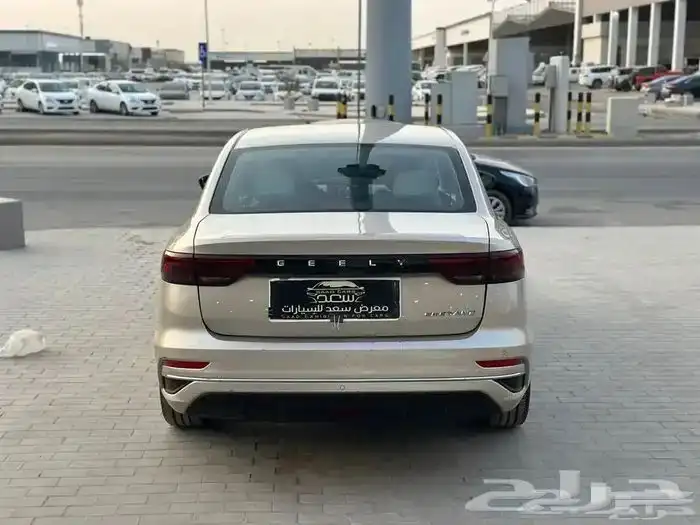 جيلي امجراند 2023 6