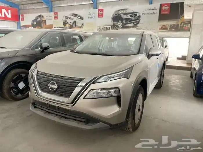 نيسان اكستريل 2024 دبل خمس مقاعد كاش وأقساط 2