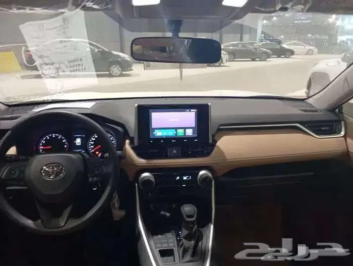 تويوتا راف فور ستاندر بدون دبل 2025 3