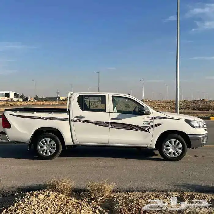 تويوتا هايلوكس غمارتين GL ديزل بدون دبل 2025 باقل الاسعار 2