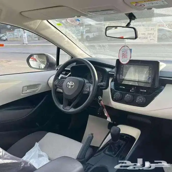 تويوتا كورولا XLI مطور 2025 5