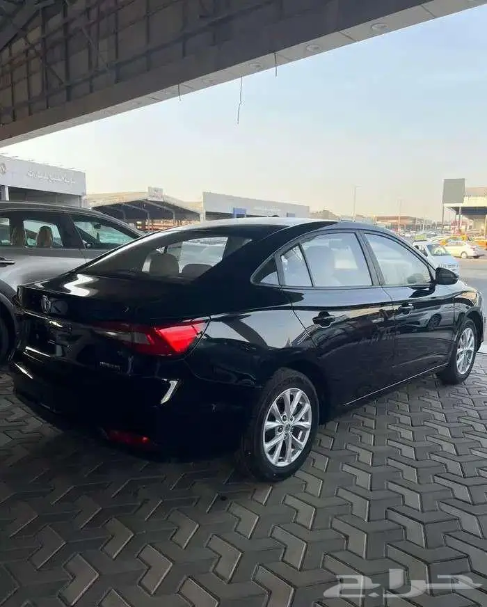 ام جي 5 ستاندر 2025 MG 5 كاش وتقسيط 12