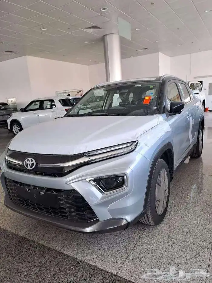 تويوتا اوربان كروزر GLX فل كامل موديل 2026 0