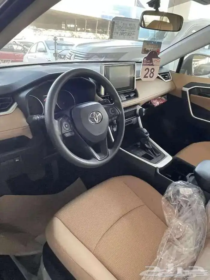 تويوتا رافور LE دبل 2025 5