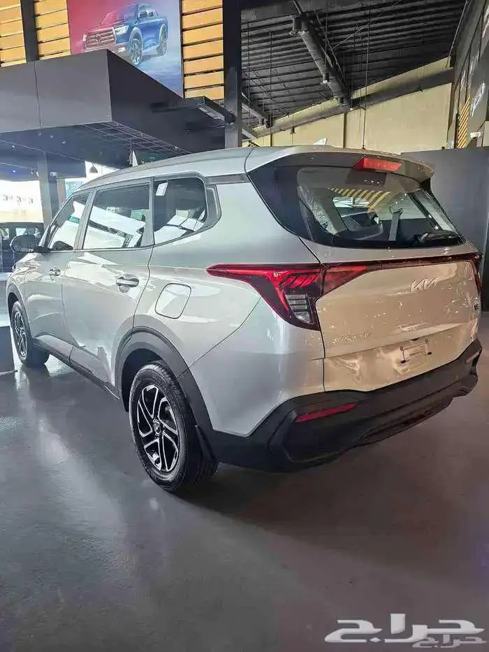 كيا كارينز استاندر 2025 7