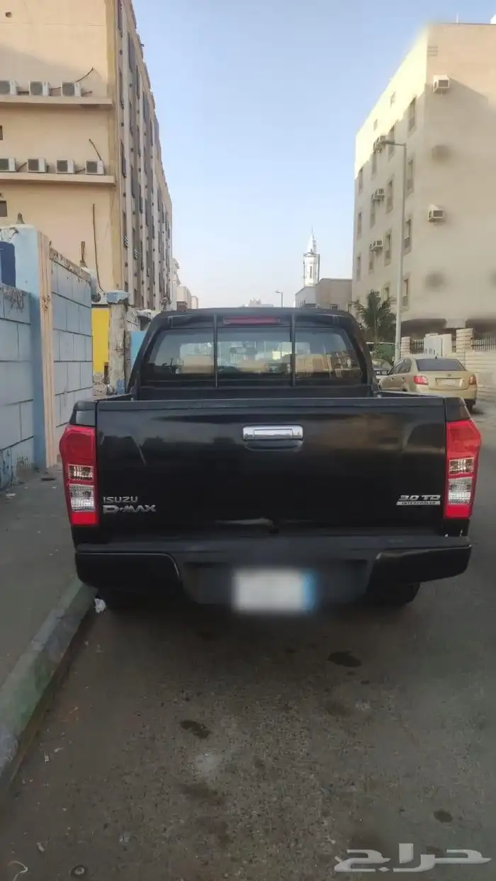 وانيت ايسوزو موديل 2014 جير اوتوماتيك دبل ديزل 0