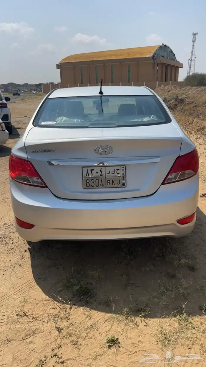 أكسنت مديل 2015 ماشيه 342 ألف الحد 24 ألف بل كامل فتحه سقف 2