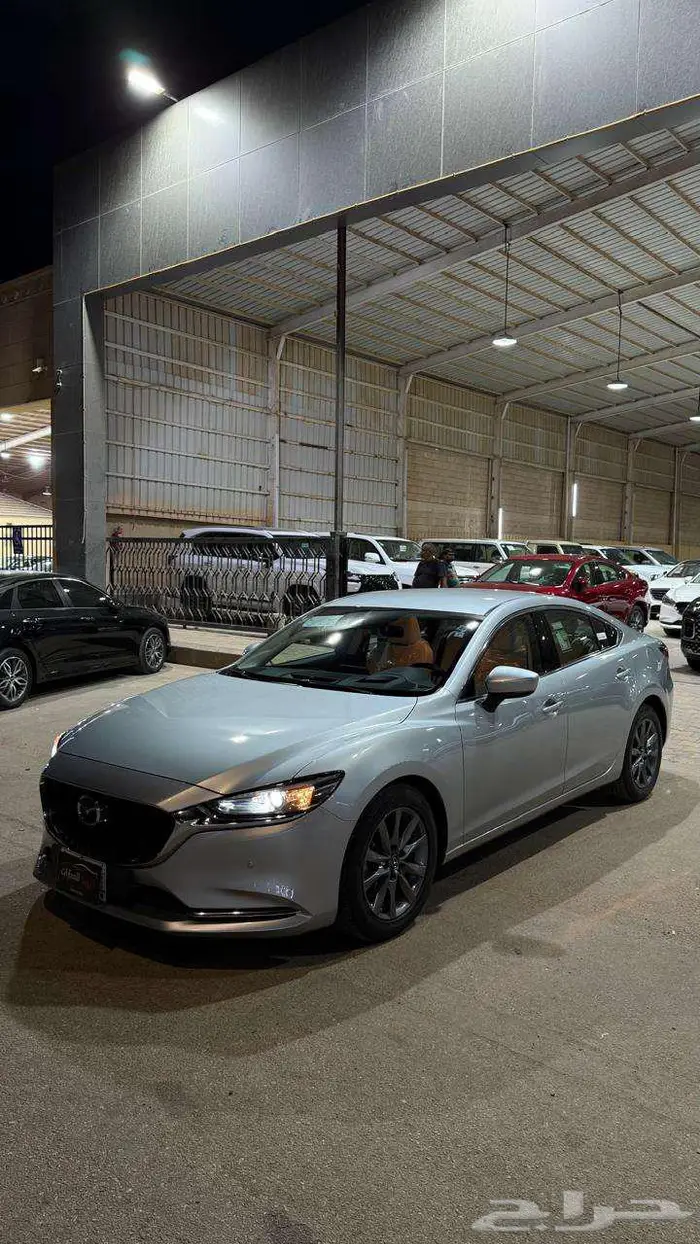 مازدا 6 2023 عداد 75000 فقط فل كامل 1