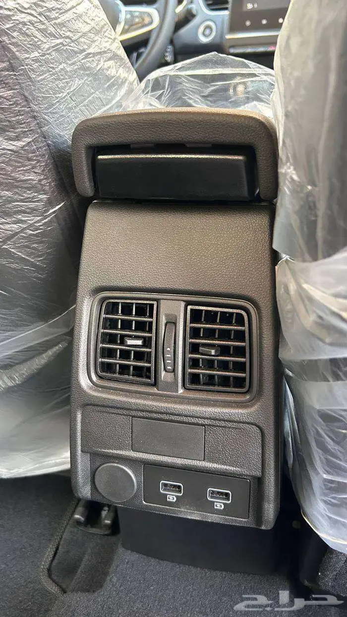 رينو اركانا E 2025 لدى شركة عبدالمجيد الخضر 14