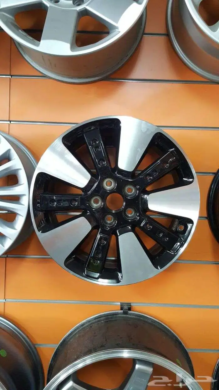 جميع احجام وانواع واشكال جنوط الهونداي بجميع المقاسات 36