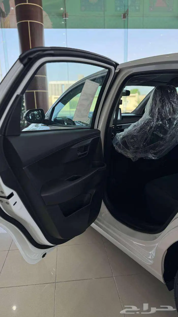 تويوتا يارس Y لمتيد 7