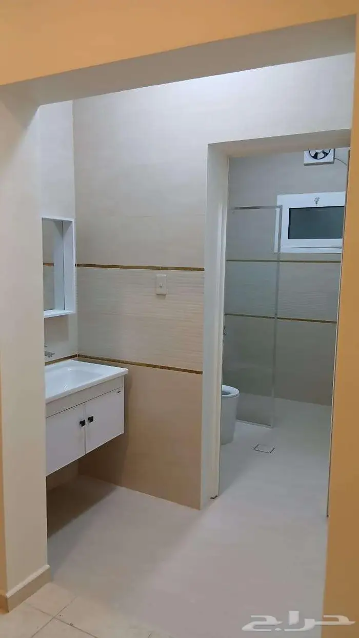 للايجار دور اول علوى حى الجامعيين 18