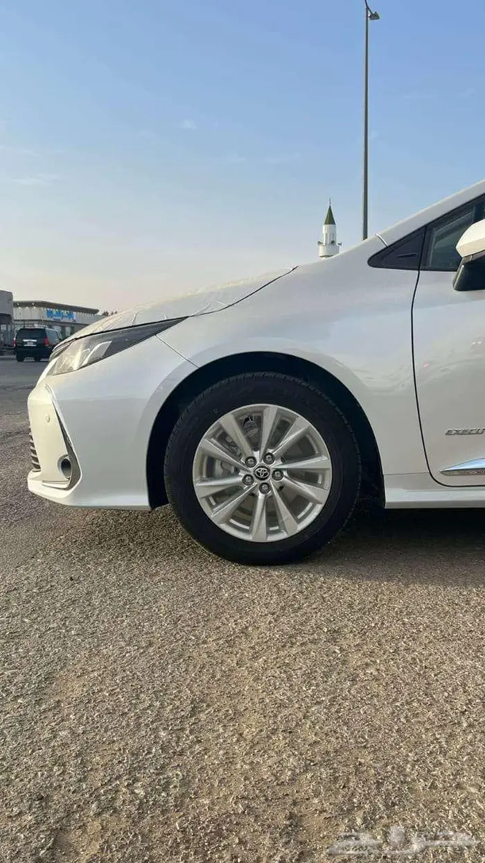 تويوتا كورولا 2025 4