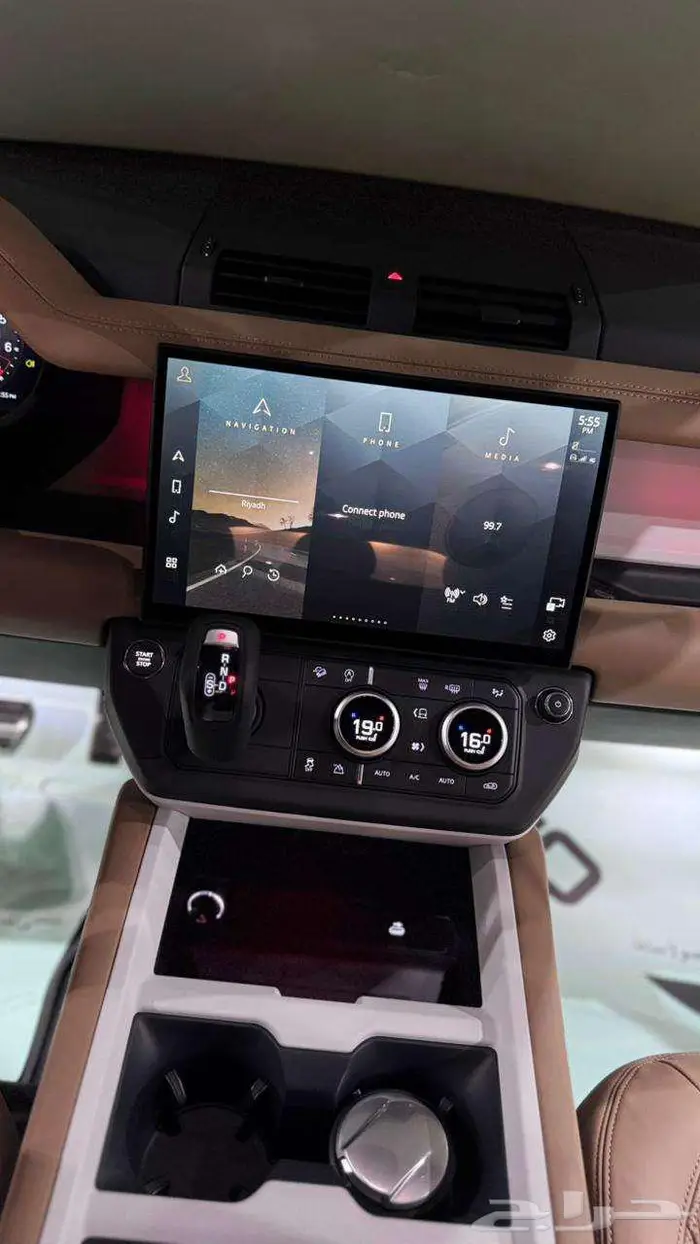 لاند روفر ديفندر 4 سلندر وارد الغانم 2026 8