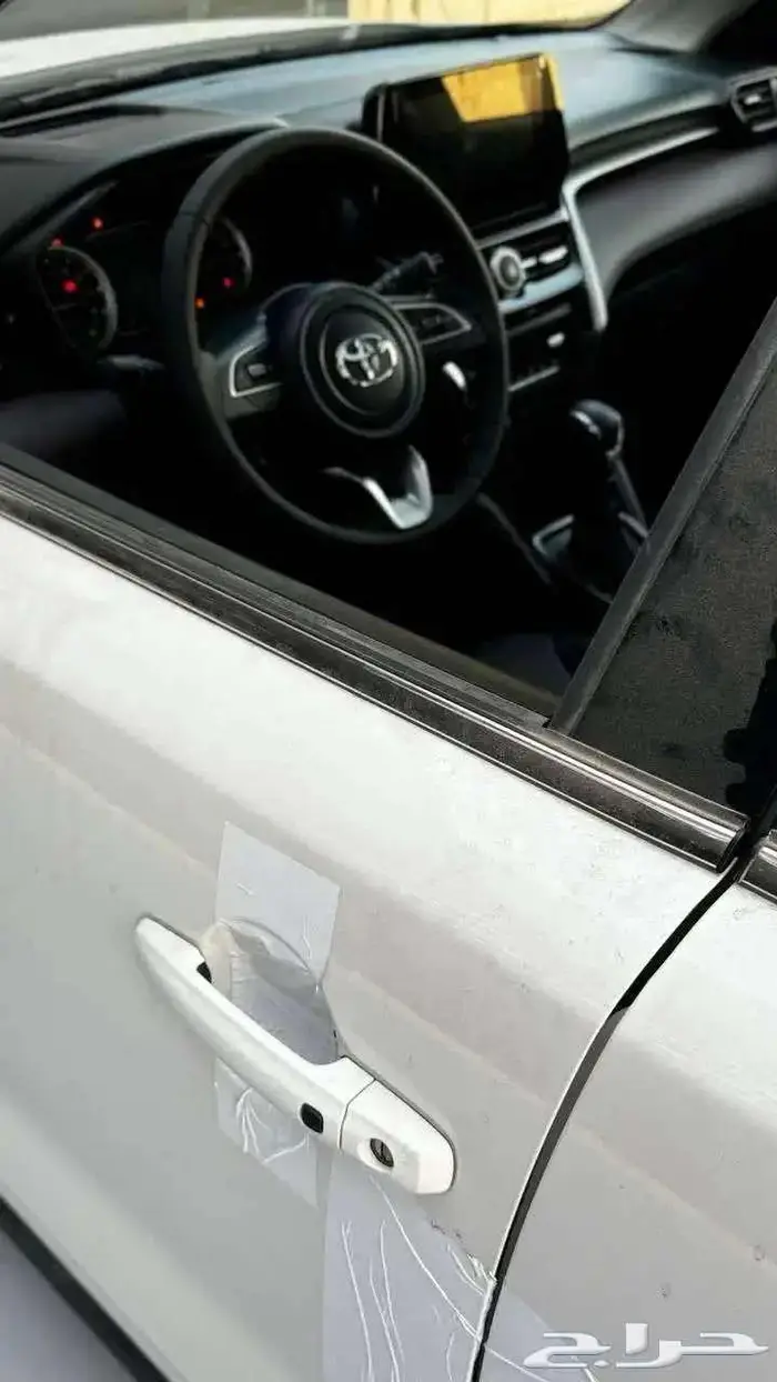 تويوتا اوربان GLX فل كامل 2026 كاش او اقساط 6