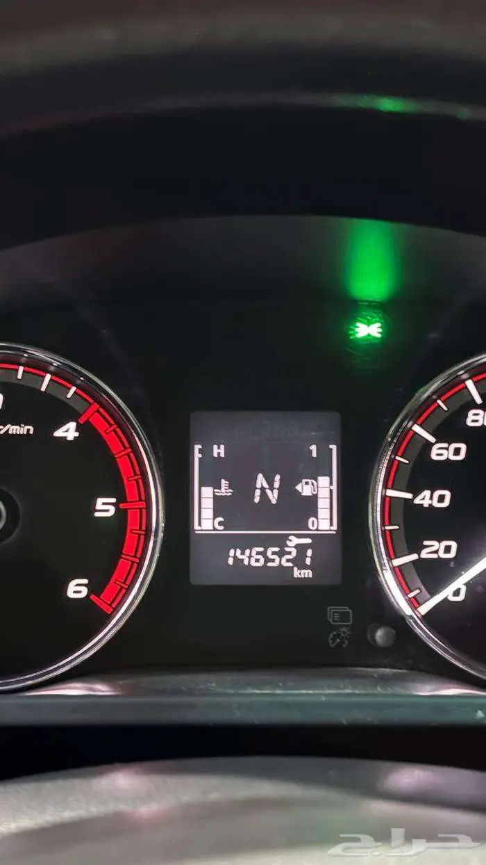 ميتسوبيشي L200 موديل 2022 ديزل دبل اوتوماتيك بحالة الوكالة 6