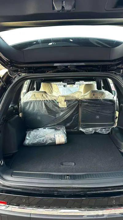 جراند شيروكي 2025 لاريدو index