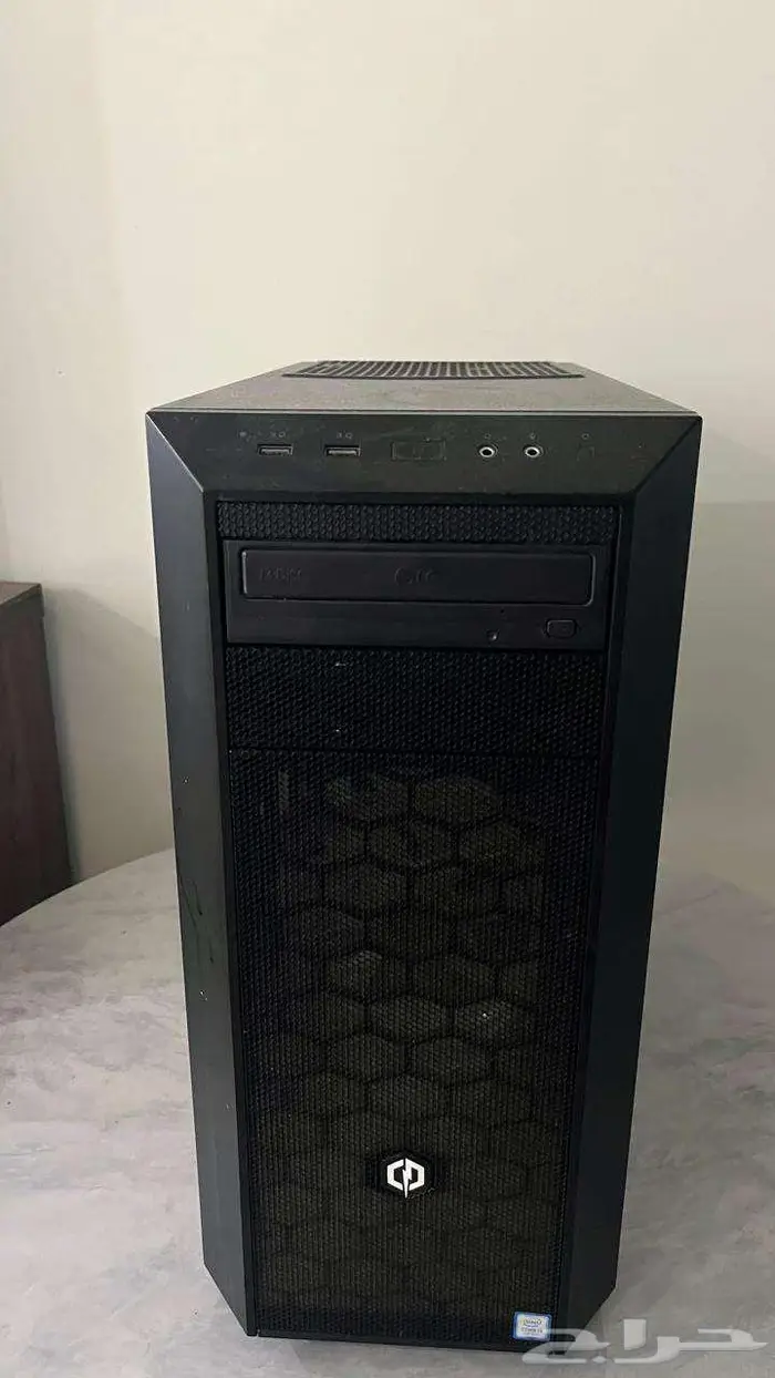 كمبيوتر PC مع شاشه 32 بوصه مع كيبورد وفاره 2