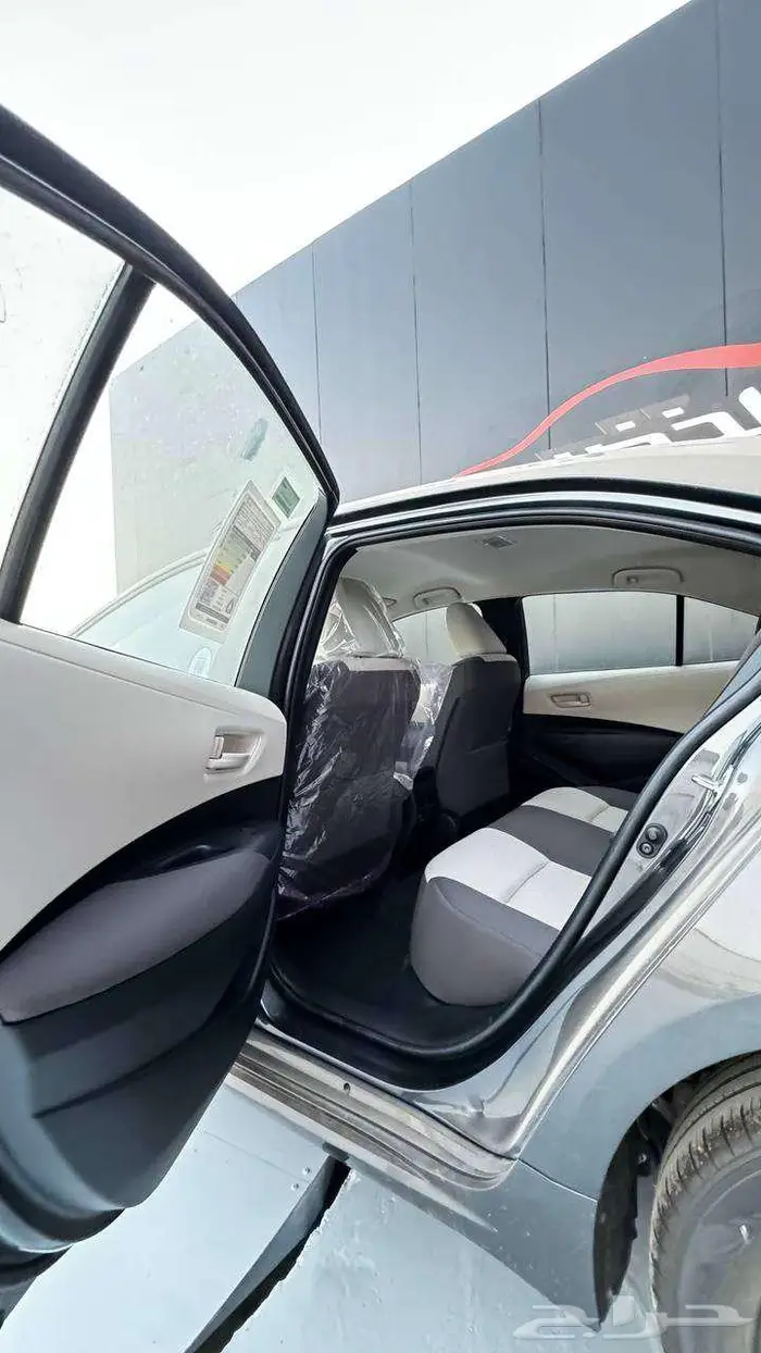 تويوتا كورولا 2025 مكينه 2000 ستاندر-الخضر للسيارات 11