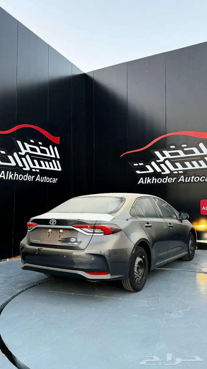 تويوتا كورولا 2025 مكينه 2000 ستاندر-الخضر للسيارات 3