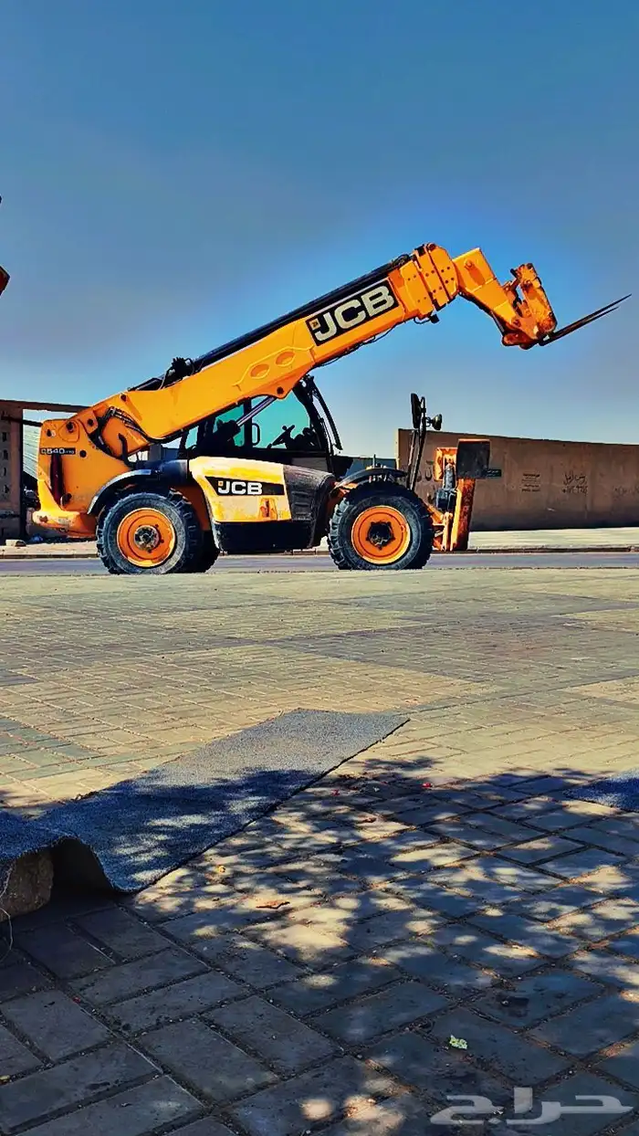 سيزرلفت مانلفت رافعة شوكية فوركلفت جيسبي جي سي بي كرين حائل 8