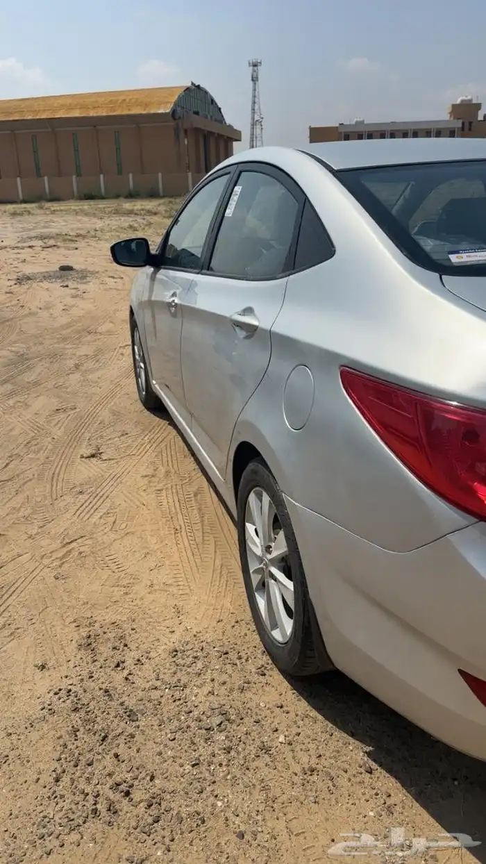 أكسنت مديل 2015 ماشيه 342 ألف الحد 24 ألف بل كامل فتحه سقف 0